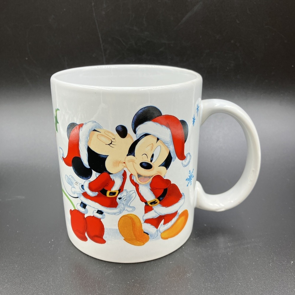 Disney 2018 Frankford Candy Company Mickey & Minnie Mouse Holiday Mug